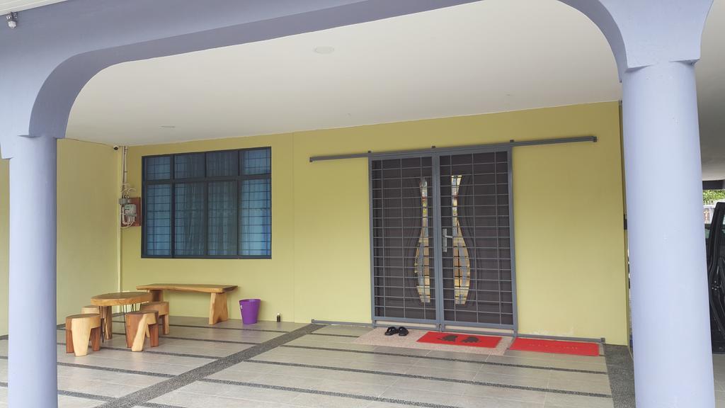 Ellis Lot 310 Villa Kuching Exterior photo